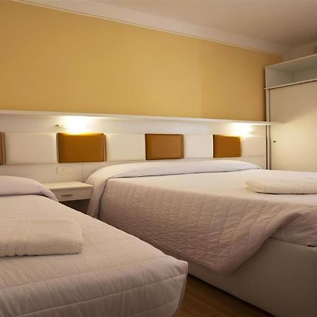 Hotel Gioiosa Cesenatico Ngoại thất bức ảnh