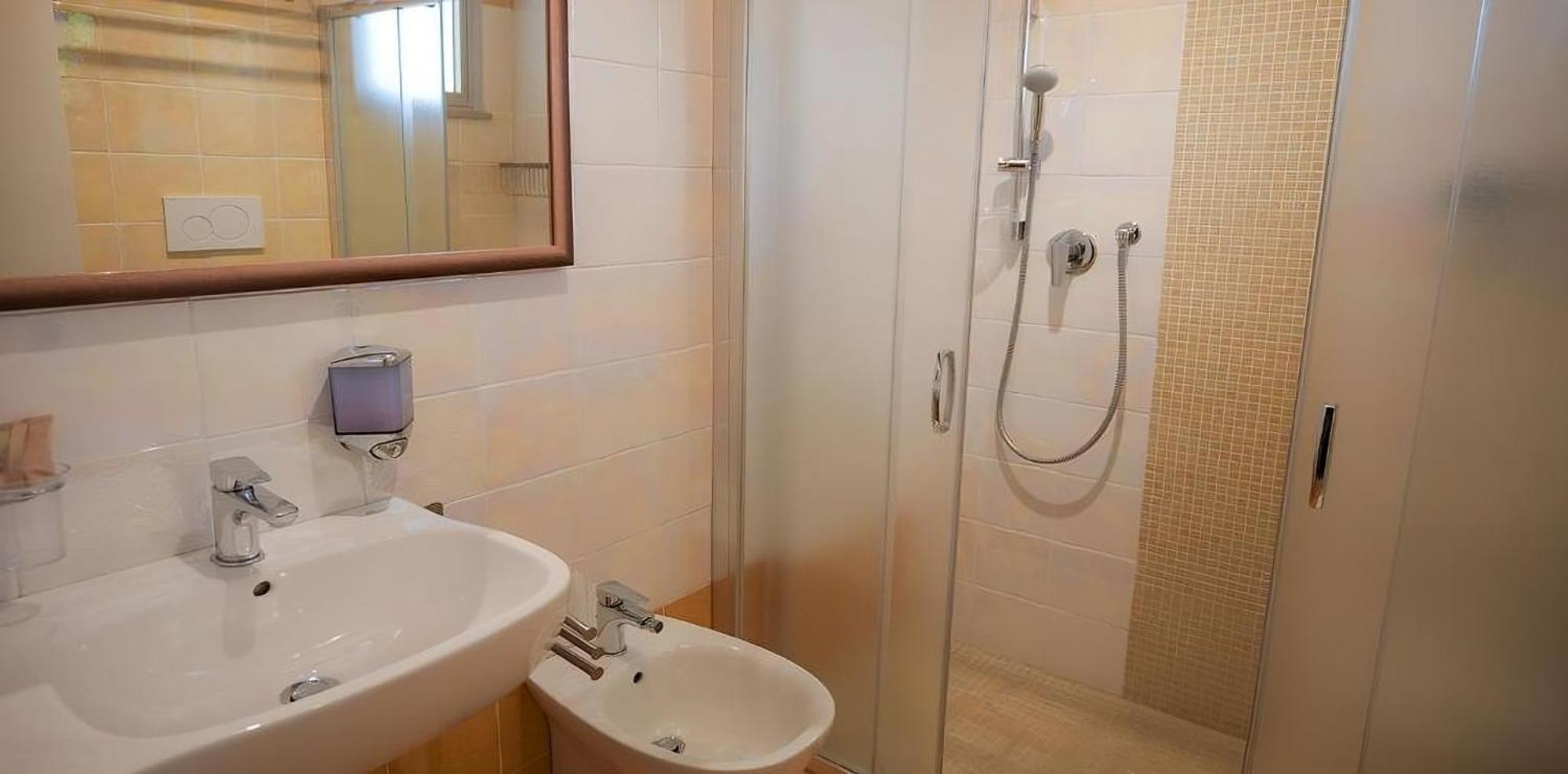 Hotel Gioiosa Cesenatico Ngoại thất bức ảnh