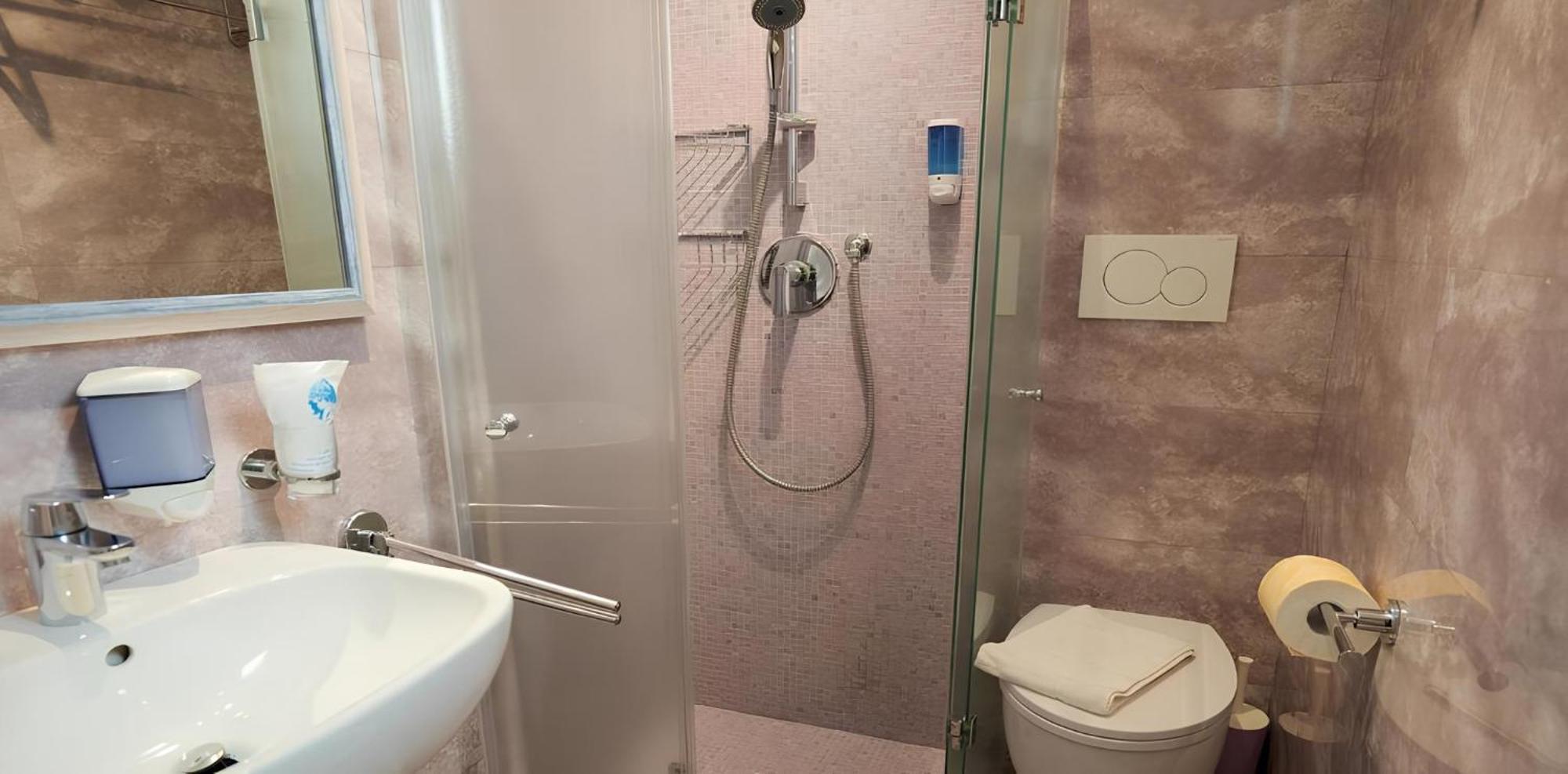 Hotel Gioiosa Cesenatico Ngoại thất bức ảnh