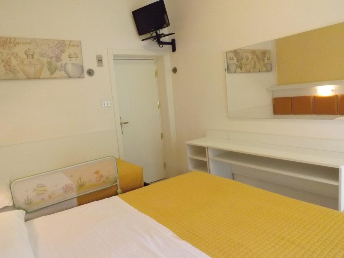 Hotel Gioiosa Cesenatico Ngoại thất bức ảnh